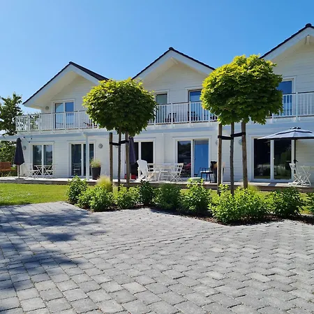 Prázdninový dům Badebude Ostsee Grossem Garten *